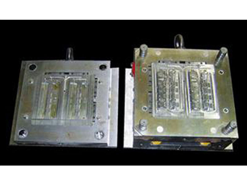 注塑类精密模具